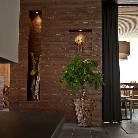 Ariston Dolomiti Aparthotel