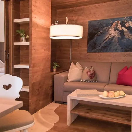Ariston Dolomiti Aparthotel